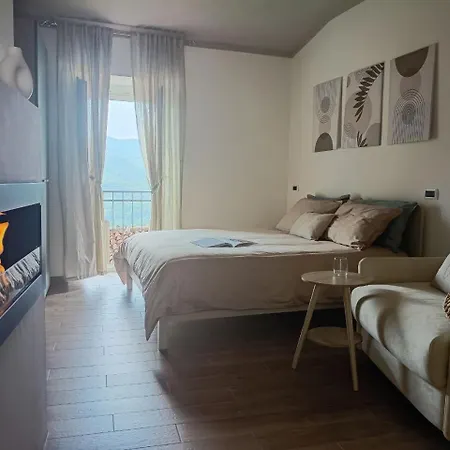Apartamento Torre Del Borgo - Centro Storico Di Accettura