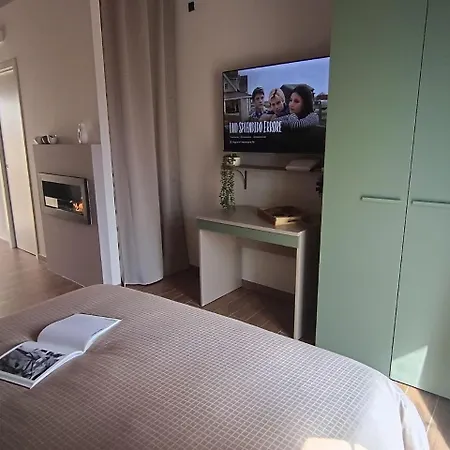 Torre Del Borgo - Centro Storico Di Apartamento *