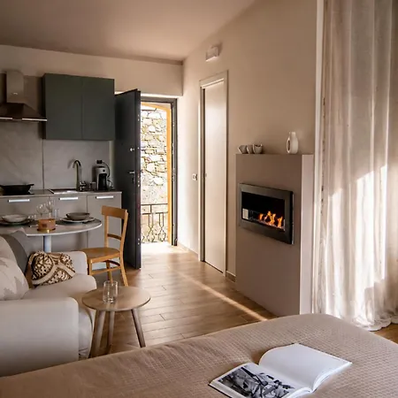 Torre Del Borgo - Centro Storico Di Apartment Accettura